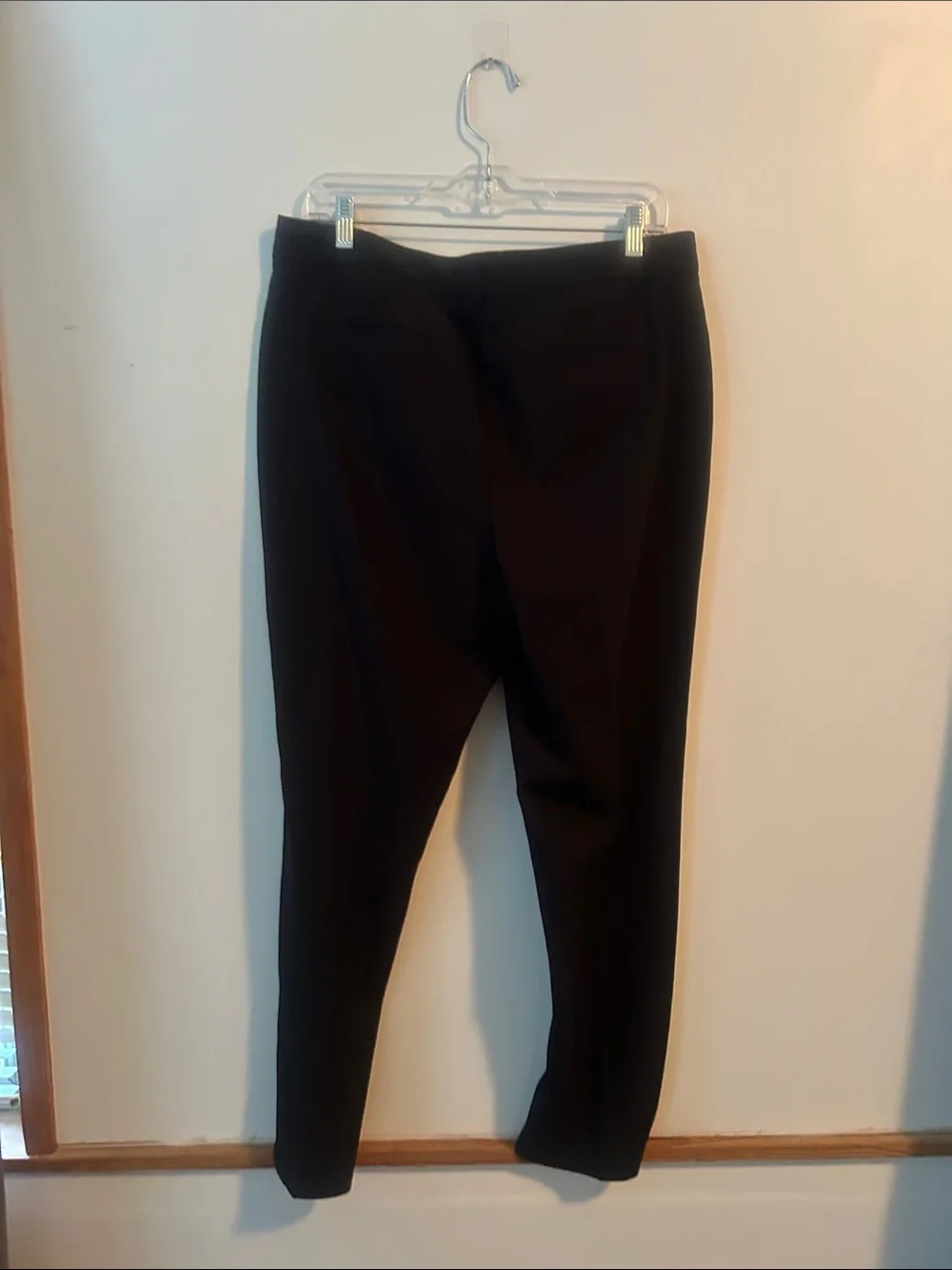 The Limited Black Slim Ankle Pants - Picture 4 of 5